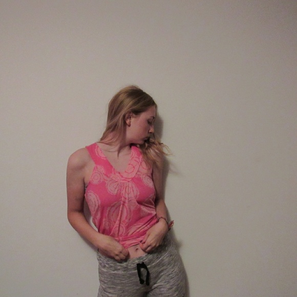 Pink Patterned Top - Picture 4 of 6